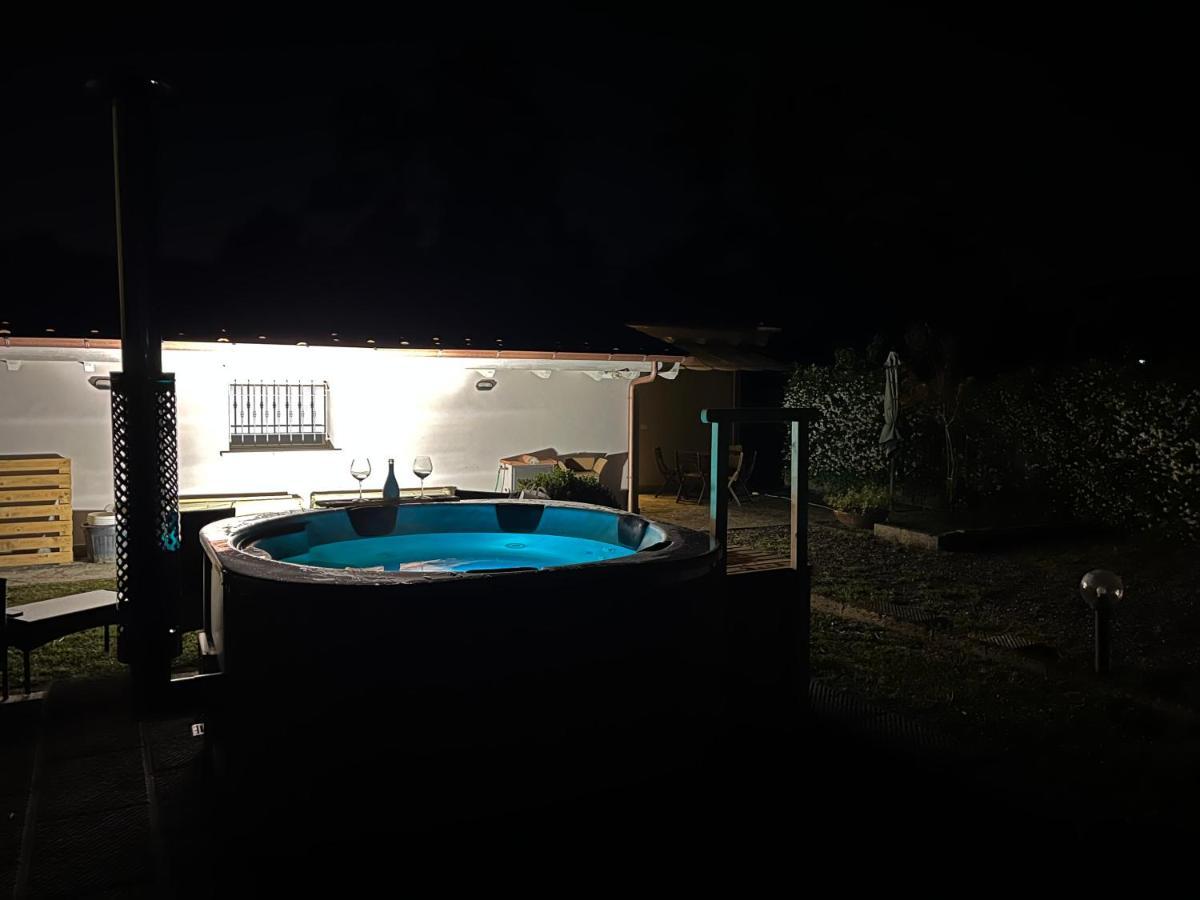 La Camelia Vila Massa e Cozzile Exterior foto
